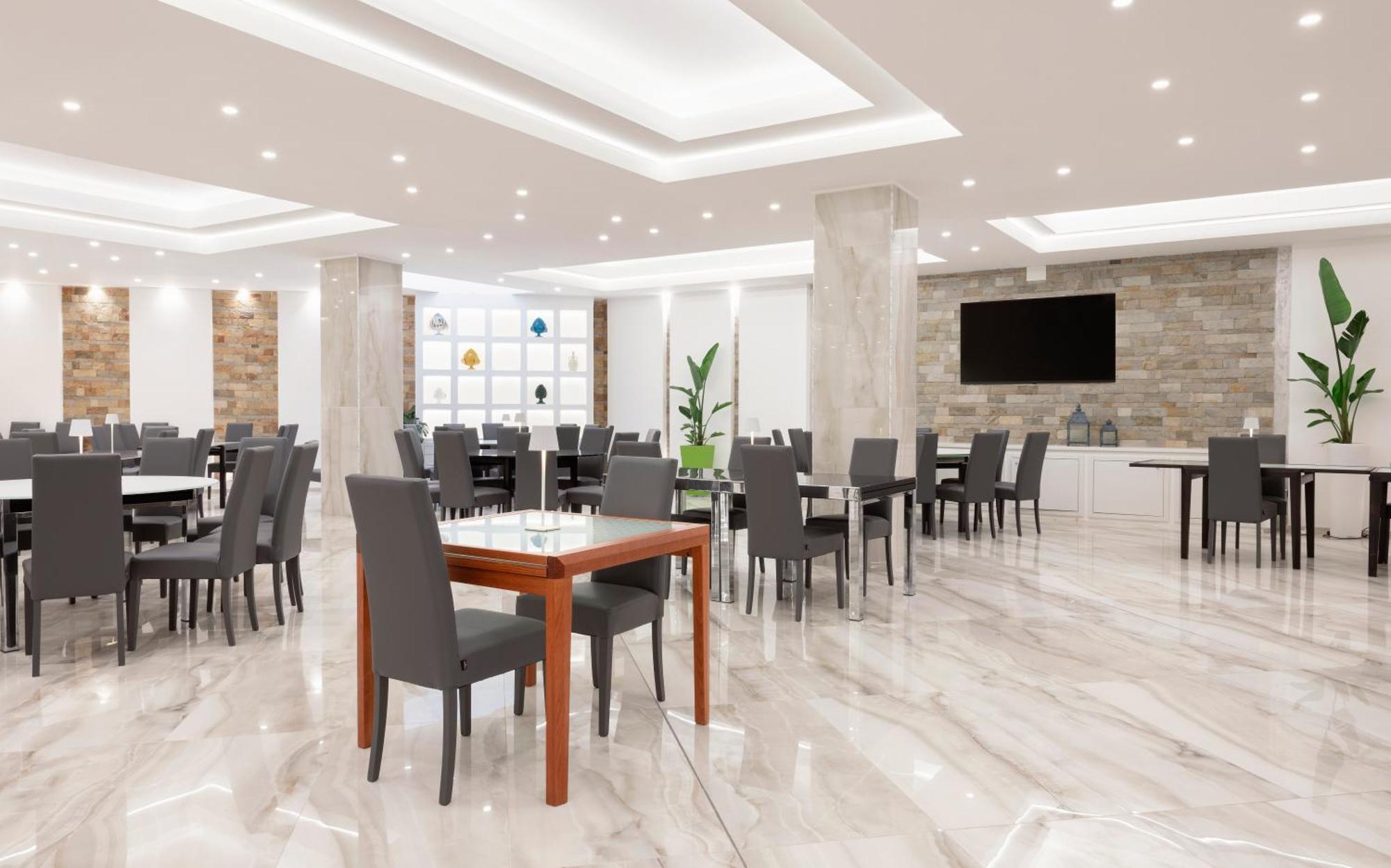 Jonium Hotel - Amazing Sea View And Swimming Pool Pulsano Exterior photo
